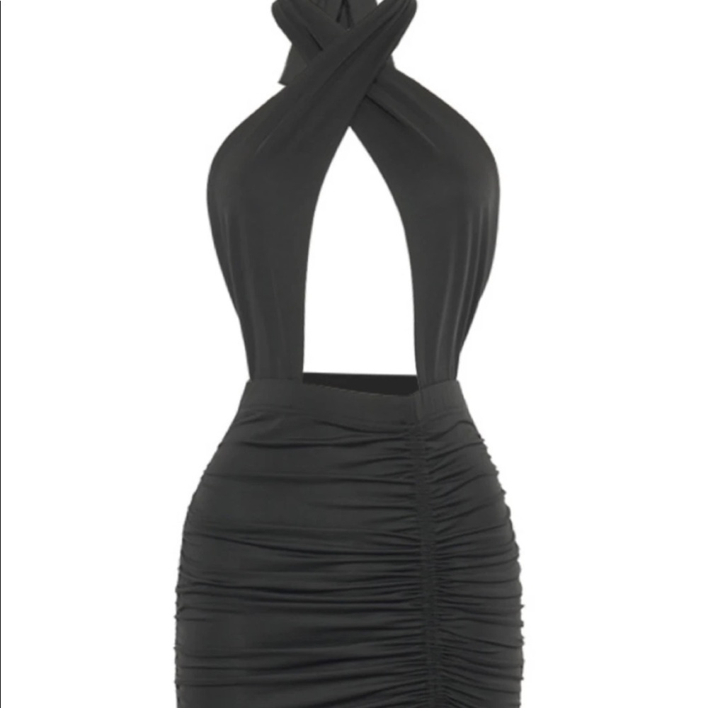 Criss cross halter bodycon mini dress